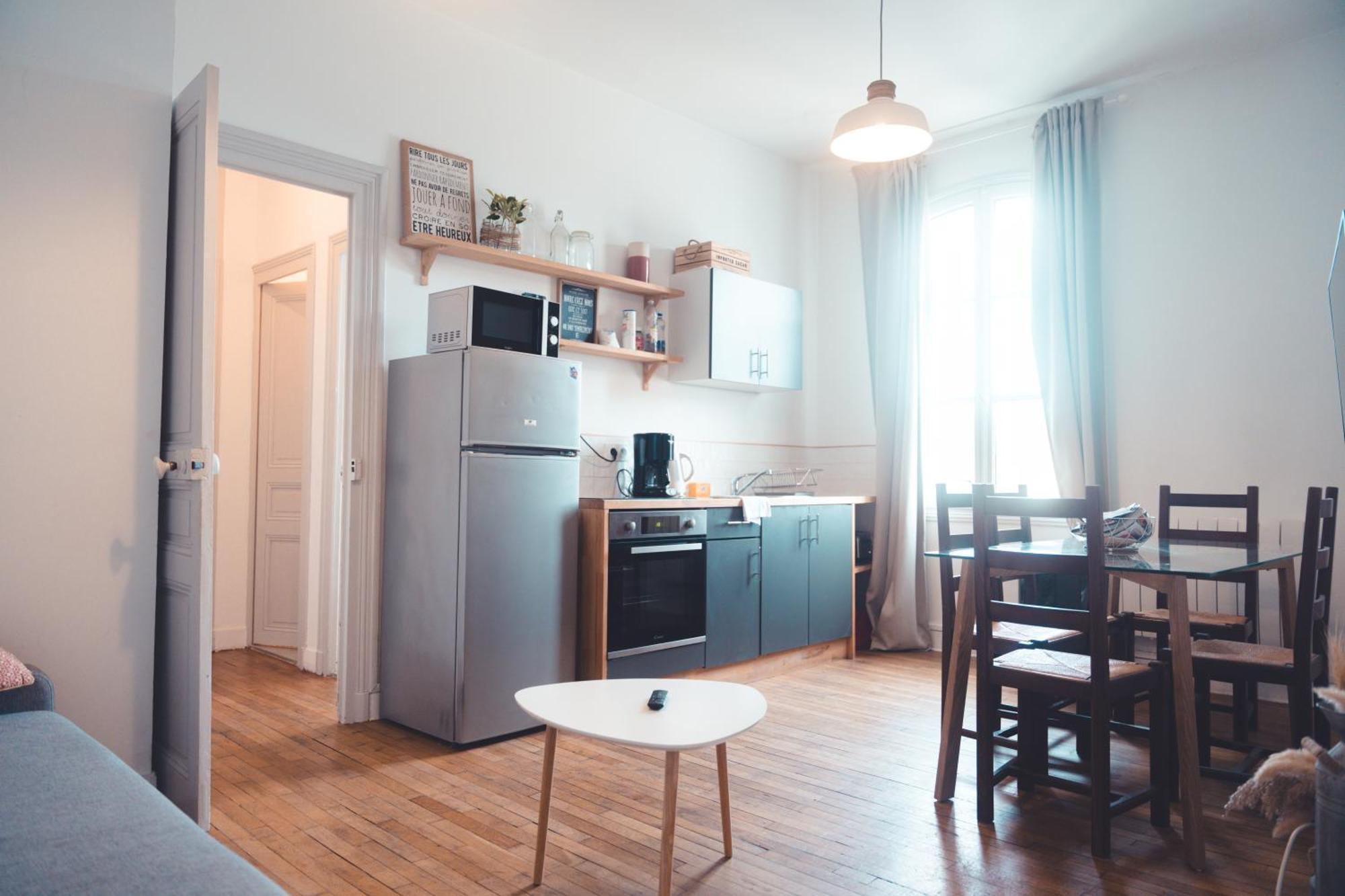 Le Ronsardien - Appartement Calme Et Confortable Тур Екстер'єр фото